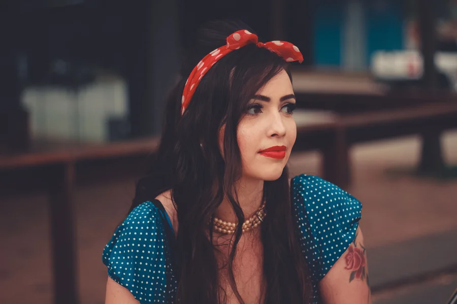 How to Dress Like the 50s Female